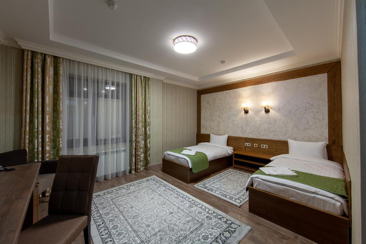 Sacvoyage Hotel Alma-Ata Exteriör bild