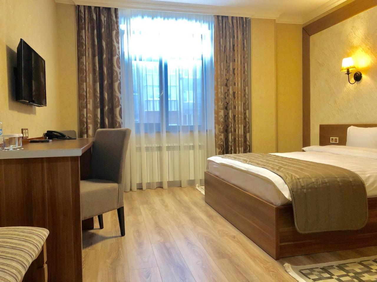 Sacvoyage Hotel Alma-Ata Exteriör bild