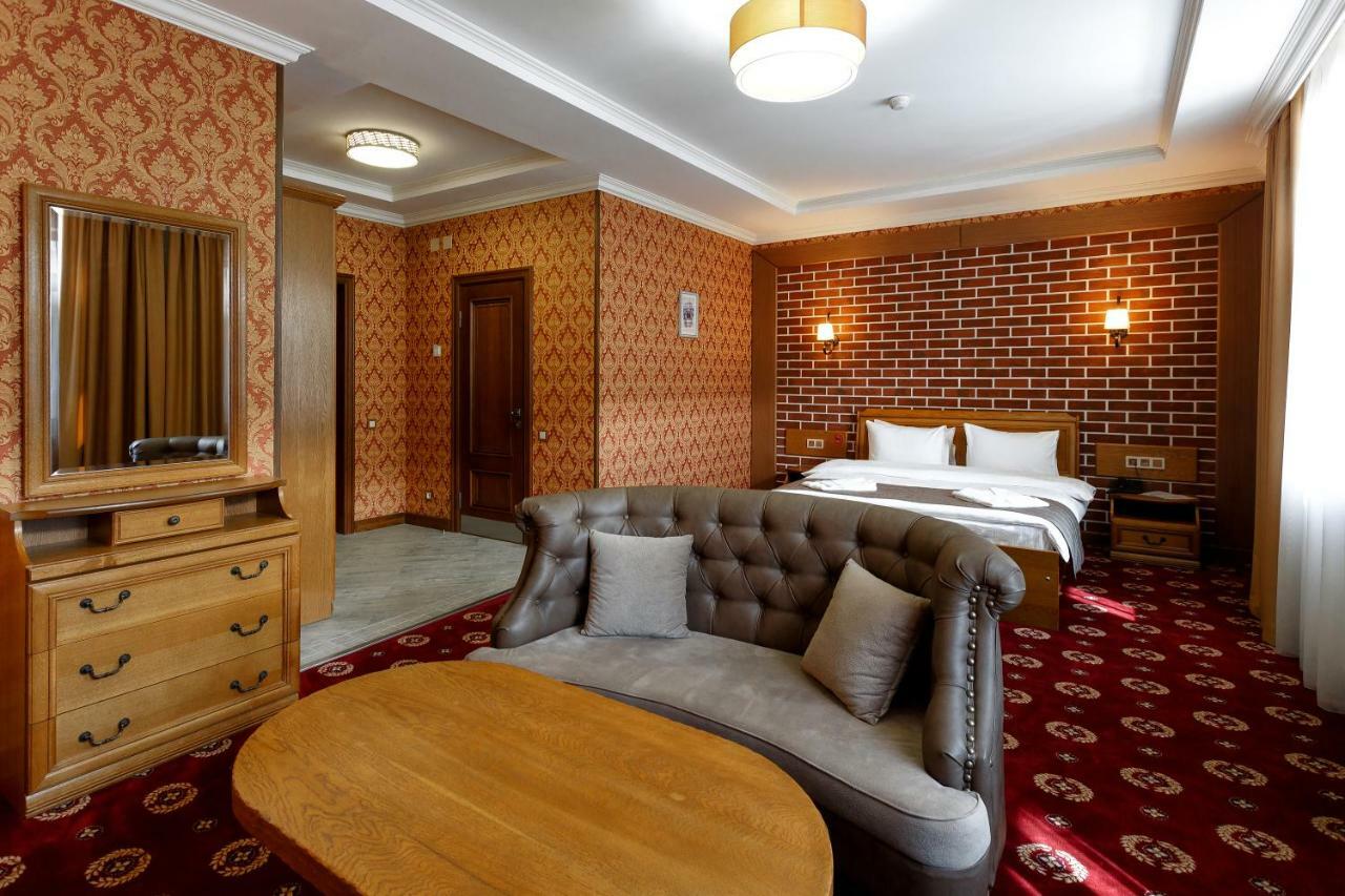 Sacvoyage Hotel Alma-Ata Exteriör bild